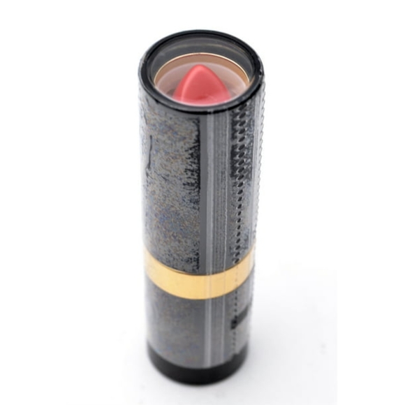 ⭐️ 4x HOST PICK ⭐️ Red Lacquer Super Lustrous Lipstick - Picture 7 of 7